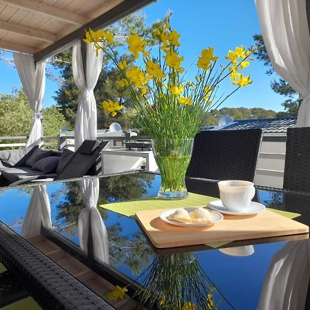 Mobile Home Lux Otok Murter يزيرا المظهر الخارجي الصورة